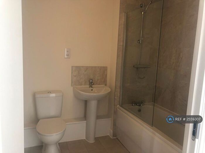 1 Bedroom Flat To Rent In Frenchay, Bristol, BS16