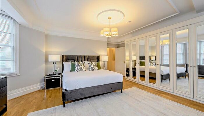 4 Bedroom Flat To Rent In Strathmore Court, Park Road, St Johns Wood, London, NW8