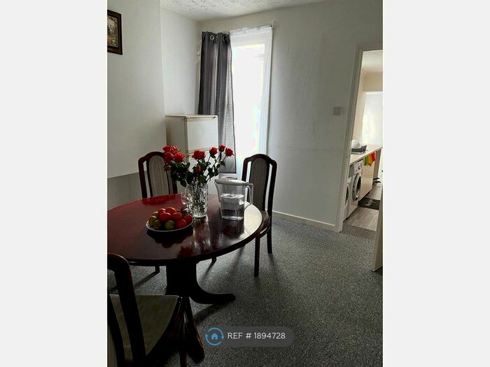 3 Bedroom Terraced House To Rent In Jefferson Road, Sheerness, ME12
