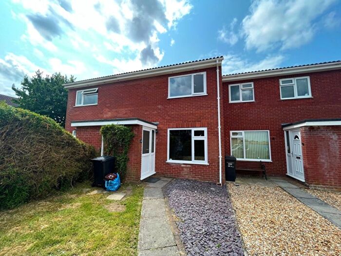 3 Bedroom Terraced House To Rent In Castlemans Road, Taunton, TA1
