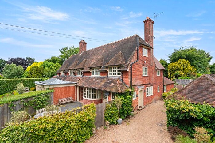 4 Bedroom House To Rent In Leigh Hill Road, Cobham, KT11