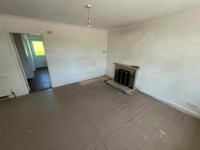 2 Bedroom Cottage For Sale In Ladybank, Cupar, KY15