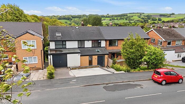 4 Bedroom Semi-Detached House For Sale In Hallamshire Road, Sheffield, S10