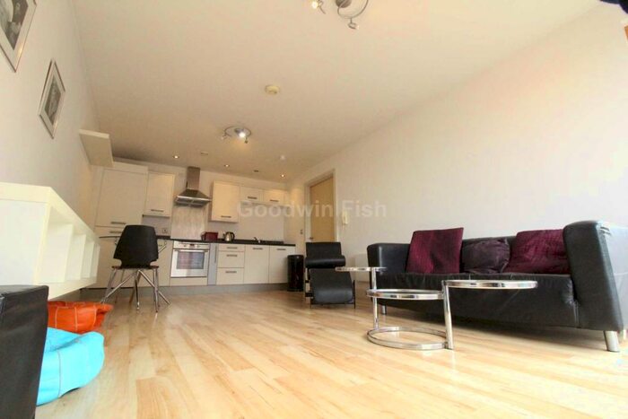2 Bedroom Apartment To Rent In Vie, Water Street, Castlefield, M3