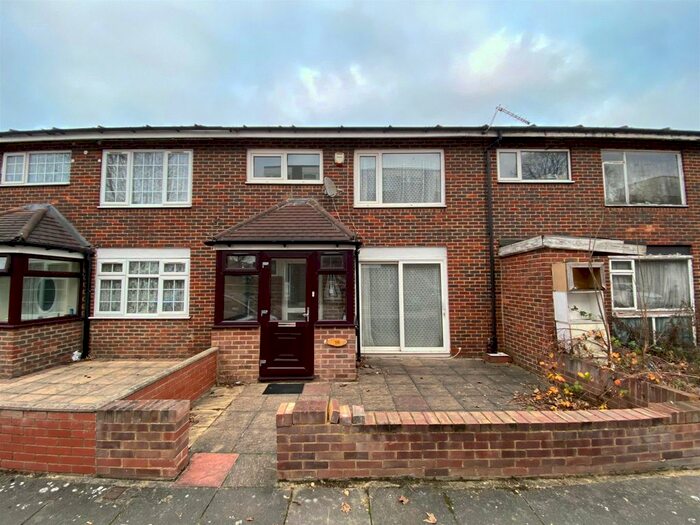 3 Bedroom Terraced House To Rent In Black Rod Close, Hayes UB34Ql UB3