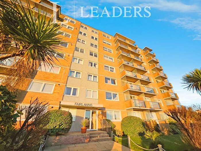 2 Bedroom Apartment To Rent In Fairlawns, Kingsway, Hove, BN3