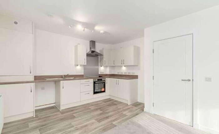 2 Bedroom Apartment To Rent In Coll Grove, Glasgow, G21