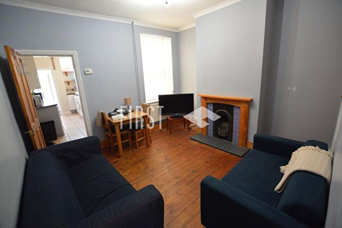 3 Bedroom Terraced House To Rent In Knighton Fields Road East, Clarendon Park, LE2