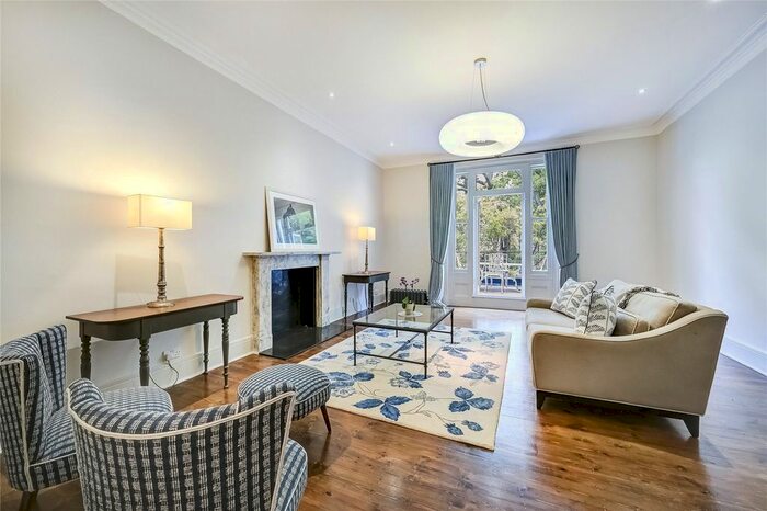 1 Bedroom Flat To Rent In Gledhow Gardens, Chelsea, London, SW5