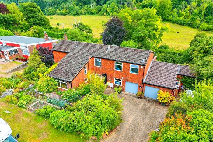 5 Bedroom Detached House For Sale In Highclere Drive, Hemel Hempstead, Hertfordshire, HP3