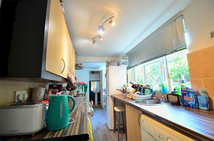 4 Bedroom Terraced House To Rent In Selly Oak, Birmingham, B29