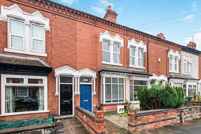 3 Bedroom Terraced House For Sale In Bishopton Road, Smethwick, B67