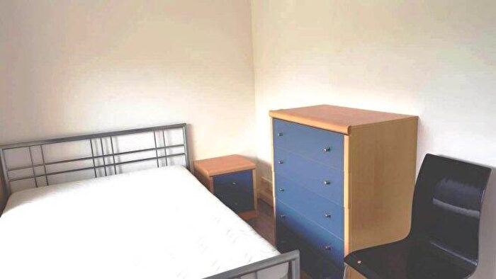 3 Bedroom Flat To Rent In Beaconsfield Road, CT2