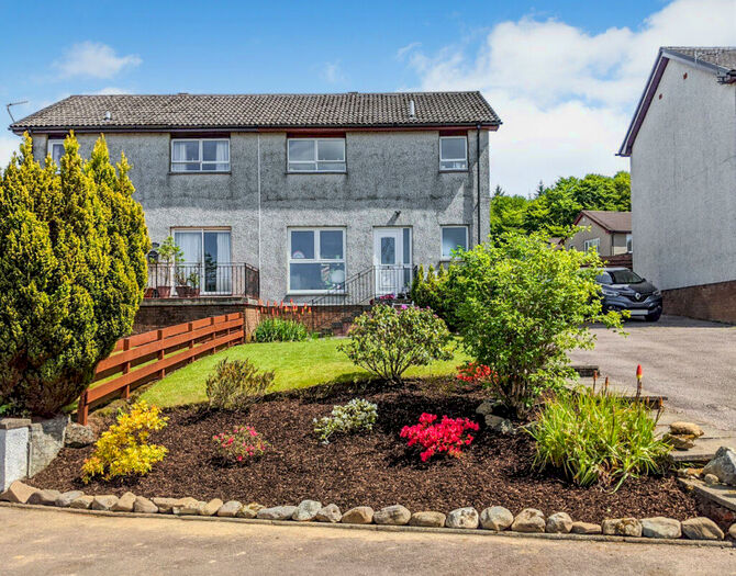 3 Bedroom Semi-Detached House For Sale In Dun Mor Avenue, Lochgilphead, Argyll, PA31