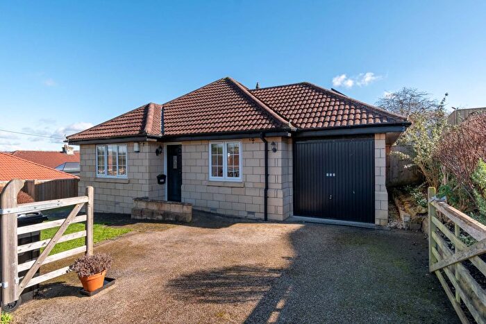 2 Bedroom Detached Bungalow To Rent In Devonshire Road, Bathampton, Bath, BA2