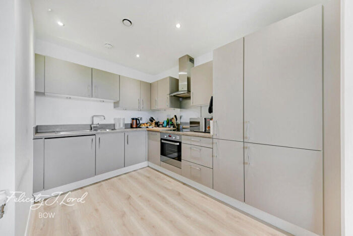 1 Bedroom Apartment For Sale In Madeira Street, London, E14