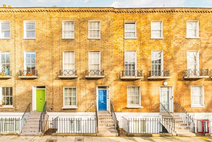 2 Bedroom Flat For Sale In Prince Of Wales Road, Kentish Town, NW5
