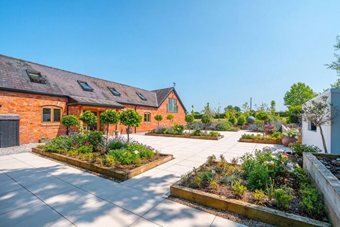 4 Bedroom Barn Conversion For Sale In Wem Road, Clive, Shropshire, SY4