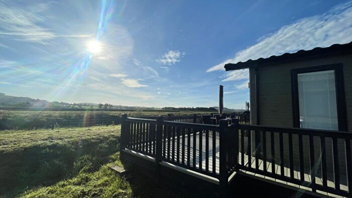 2 Bedroom Lodge For Sale In Sandside, Lakesway Lodge Park, Levens, LA8