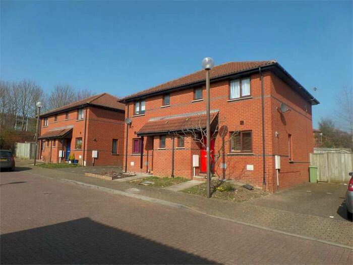 3 Bedroom Semi-Detached House To Rent In Fossey Close, Shenley Brook End, Milton Keynes, MK5