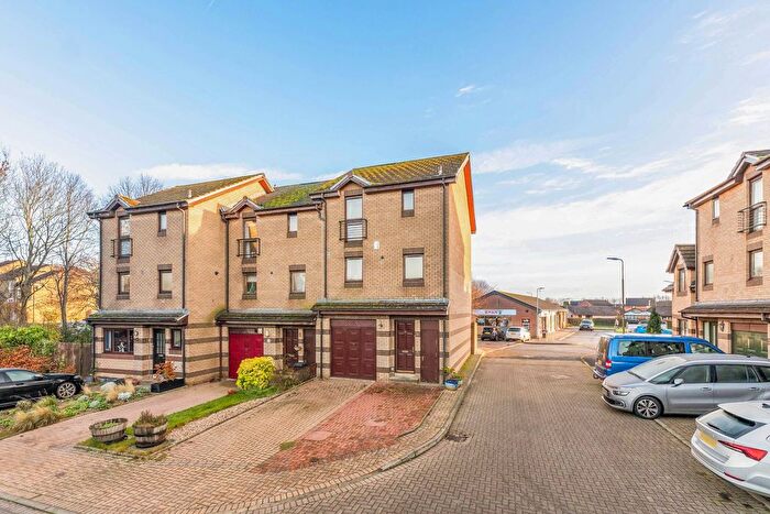 4 Bedroom End Terrace House For Sale In Springfield Court, Linlithgow, EH49