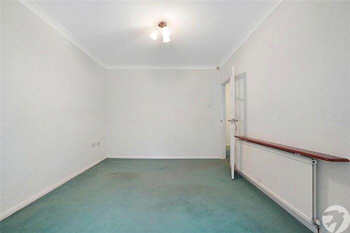 2 Bedroom Bungalow For Sale In Lynors Avenue, Rochester, Kent, ME2