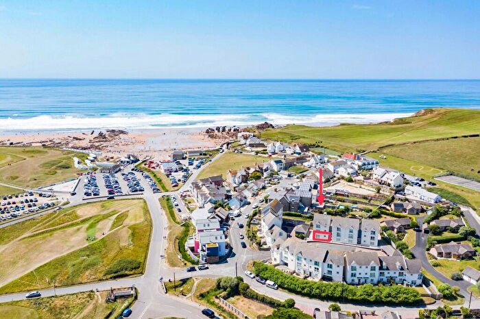 2 Bedroom Flat For Sale In Hawkers Court, Bude, EX23