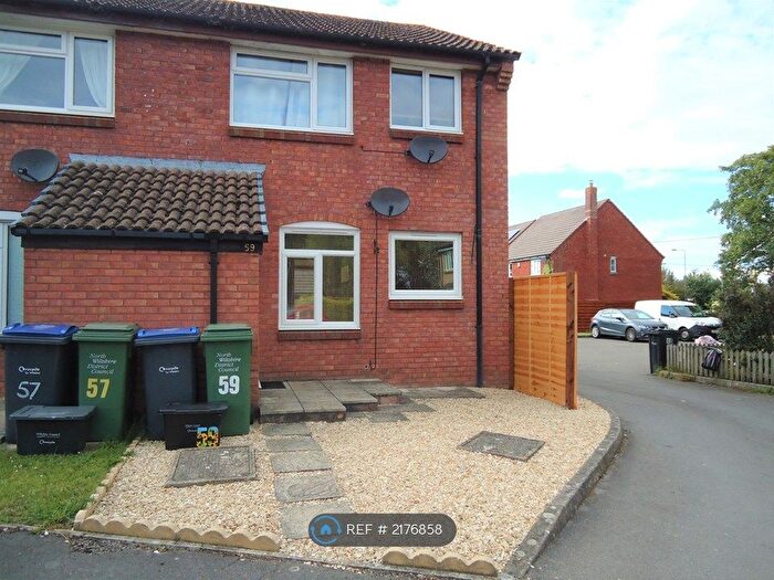 1 Bedroom Flat To Rent In Pewsham, Chippenham, SN15