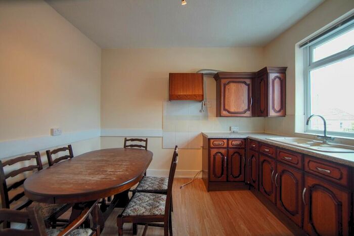 2 Bedroom Flat To Rent In Fishponds Road, Fishponds, Bristol, BS16