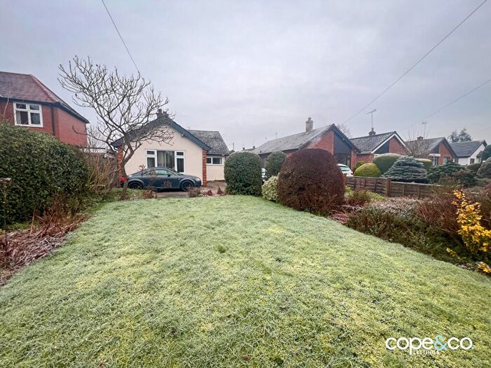 3 Bedroom Bungalow To Rent In Knowles Hill, Rolleston-On-Dove, Burton-On-Trent, Staffordshire, DE13