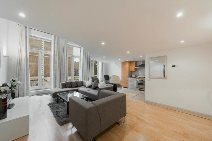 1 Bedroom Flat To Rent In Matiere Place, Earls Court, SW5