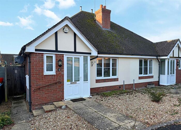 2 Bedroom Semi-Detached Bungalow For Sale In Clopton Close, Stratford-upon-Avon, CV37