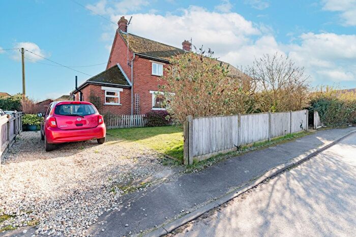 3 Bedroom Semi-Detached House For Sale In Sutton Estate, Burnham Market, PE31