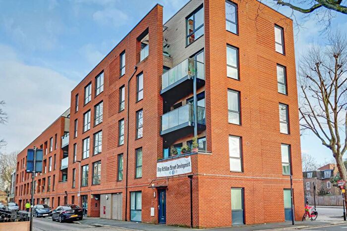 3 Bedroom Flat To Rent In McMillan Street, Deptford, London, SE8