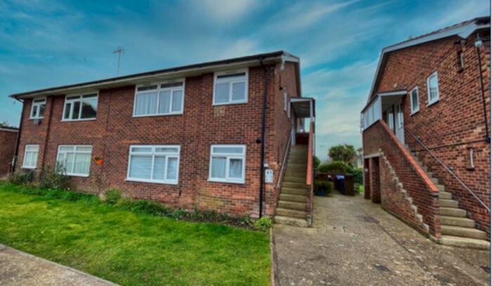 1 Bedroom Studio To Rent In Highdown Avenue, Worthing, BN13