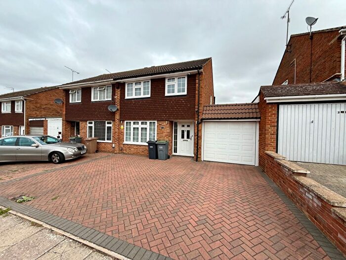 3 Bedroom Property To Rent In Old Bedford Road, Luton, LU2