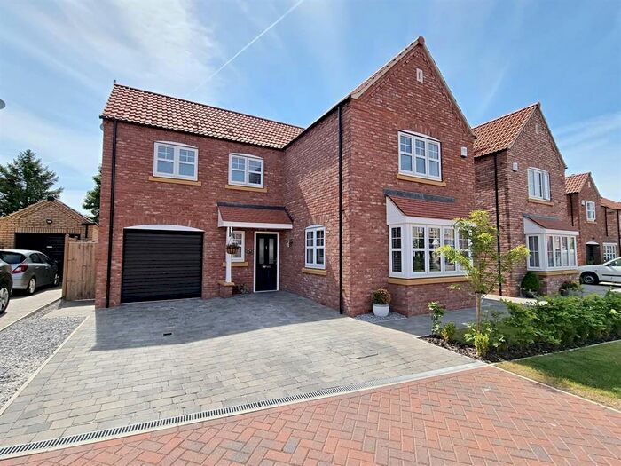 4 Bedroom Detached House To Rent In Westfields Drive, Beverley, East Yorkshire, HU17