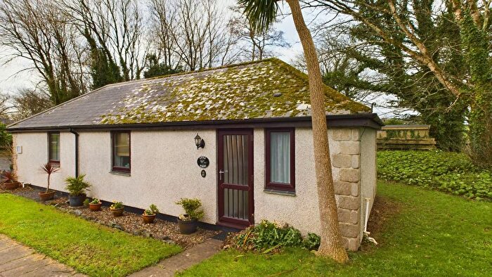 2 Bedroom Semi-Detached House For Sale In Old Court, Kenegie Manor, TR20