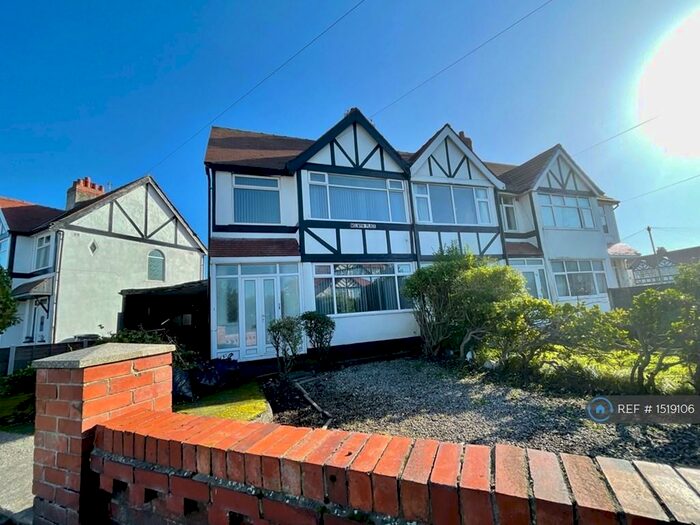 3 Bedroom Semi-Detached House To Rent In Welwyn Place, Thornton-Cleveleys, FY5