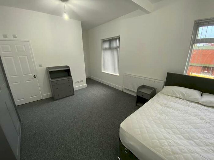 1 Bedroom House To Rent In Hall Street, St Helens Town Centre, WA10