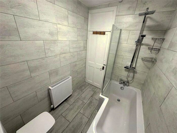 1 Bedroom Property To Rent In Leahurst Road, London, SE13