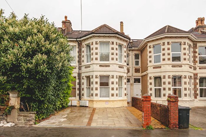 1 Bedroom Flat For Sale In Zetland Road, Redland, Bristol, BS6 - Photo 2