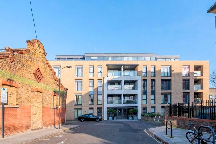 1 Bedroom Maisonette To Rent In Farm Lane, Fulham Broadway, London, SW6