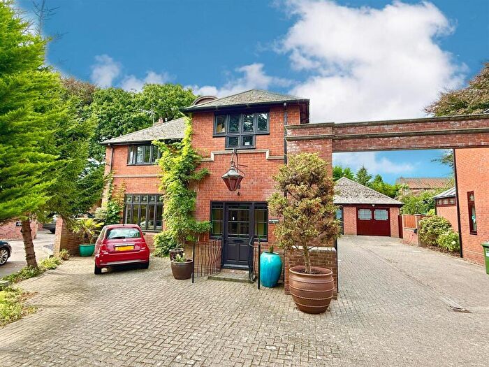 4 Bedroom House For Sale In Headley Drive, North Walsham, NR28
