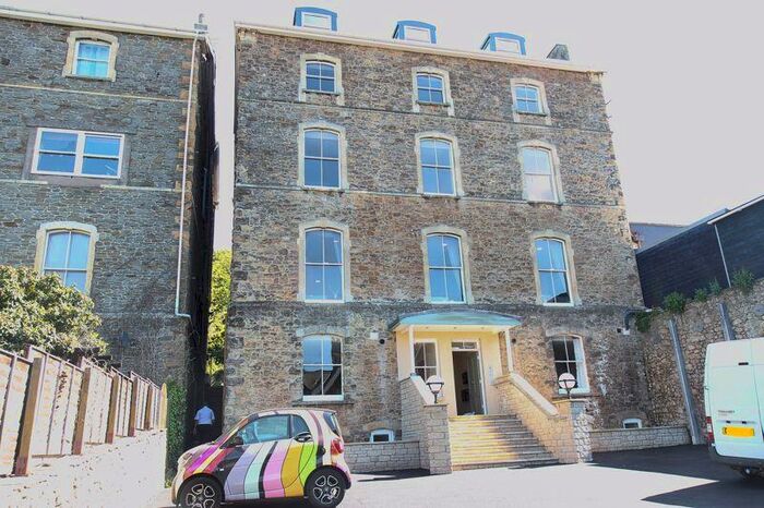 1 Bedroom Flat To Rent In Hill Road, Clevedon, BS21