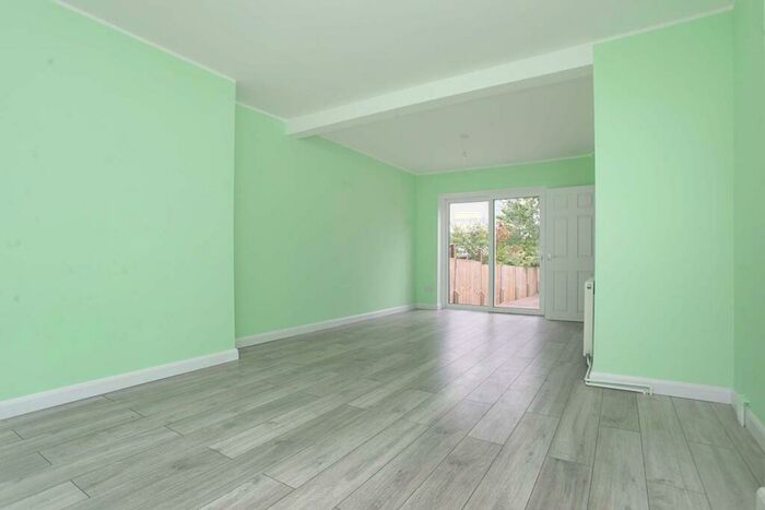 3 Bedroom Terraced House To Rent In Burnaby Road, Coventry, West Midlands, CV6