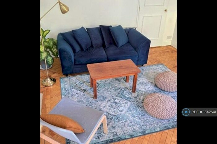 2 Bedroom Flat To Rent In Dorset Square, London, NW1