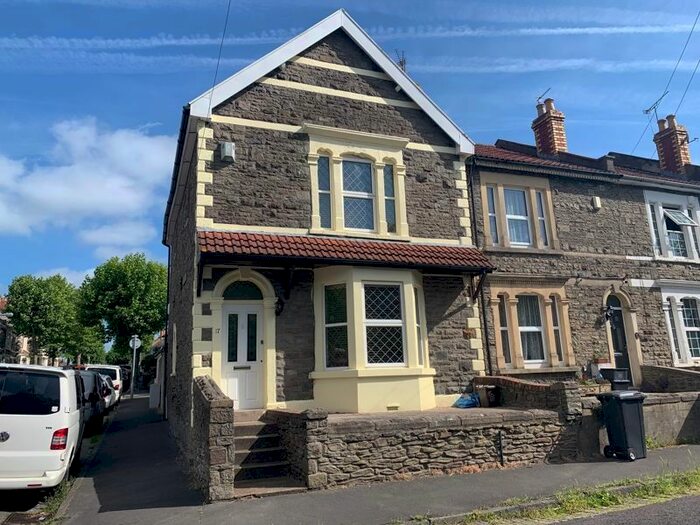 3 Bedroom End Of Terrace House To Rent In Railway Terrace, Fishponds, Bristol, BS16