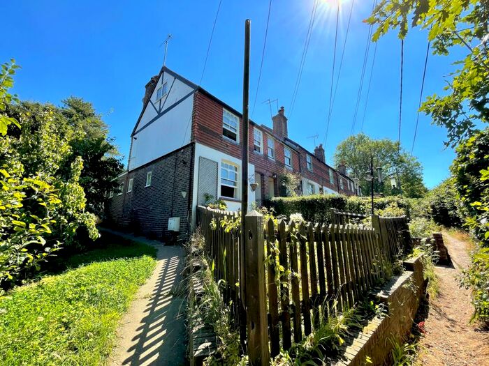 3 Bedroom Cottage To Rent In Harmers Hill, Newick, BN8