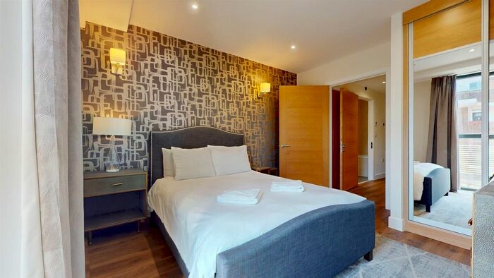1 Bedroom Flat To Rent In Back Church Lane, Twyne House Apartments, London, E1